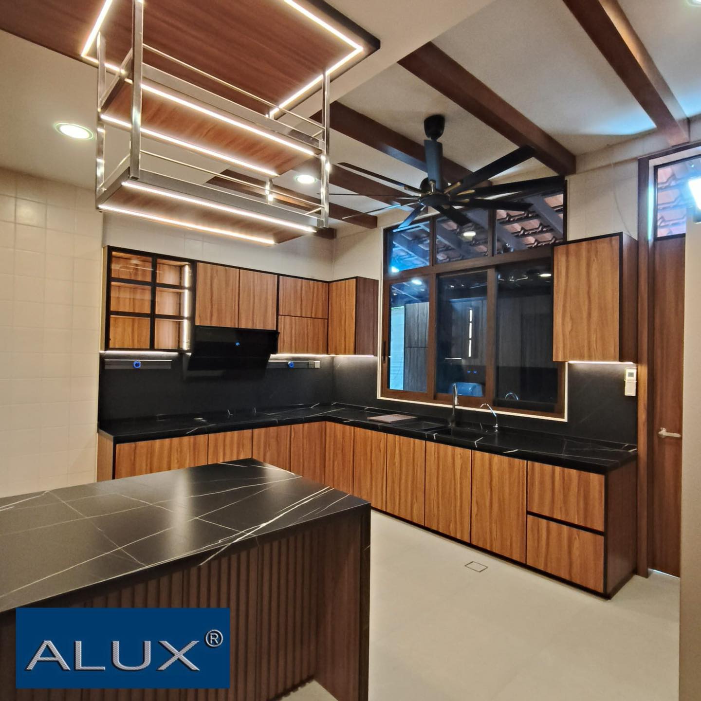 Modern Design Meets Wood Finishing Modern Design Meets Wood Finishing