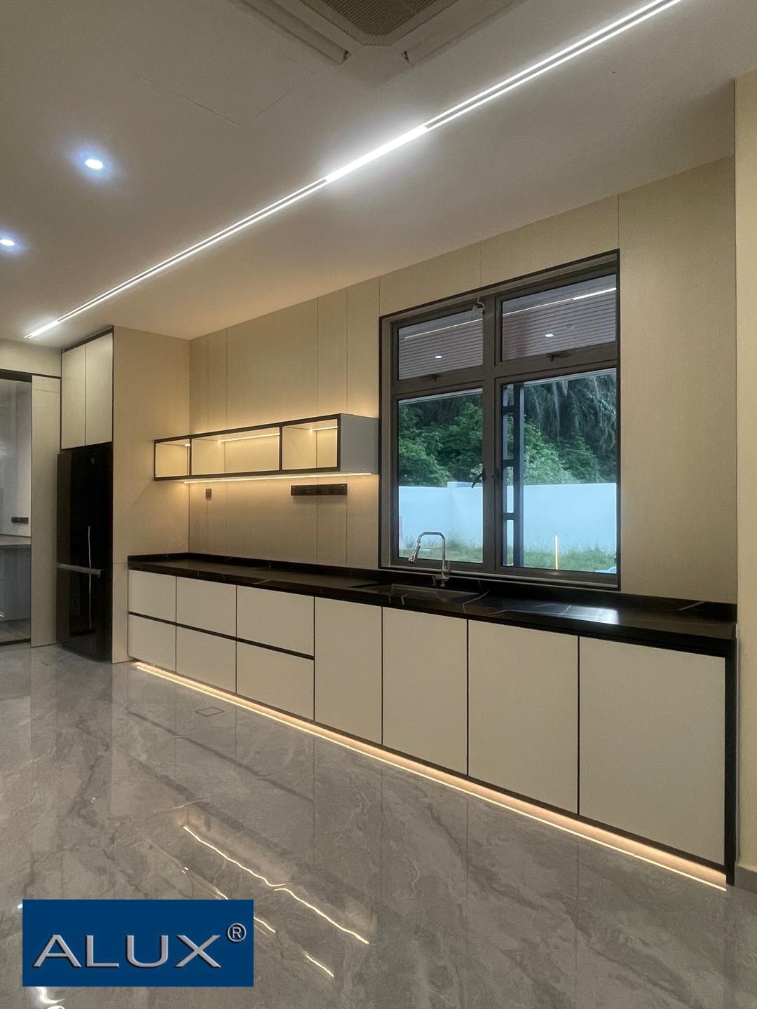 Built for Singapore's Humid Weather Built for Singapore's Humid Weather